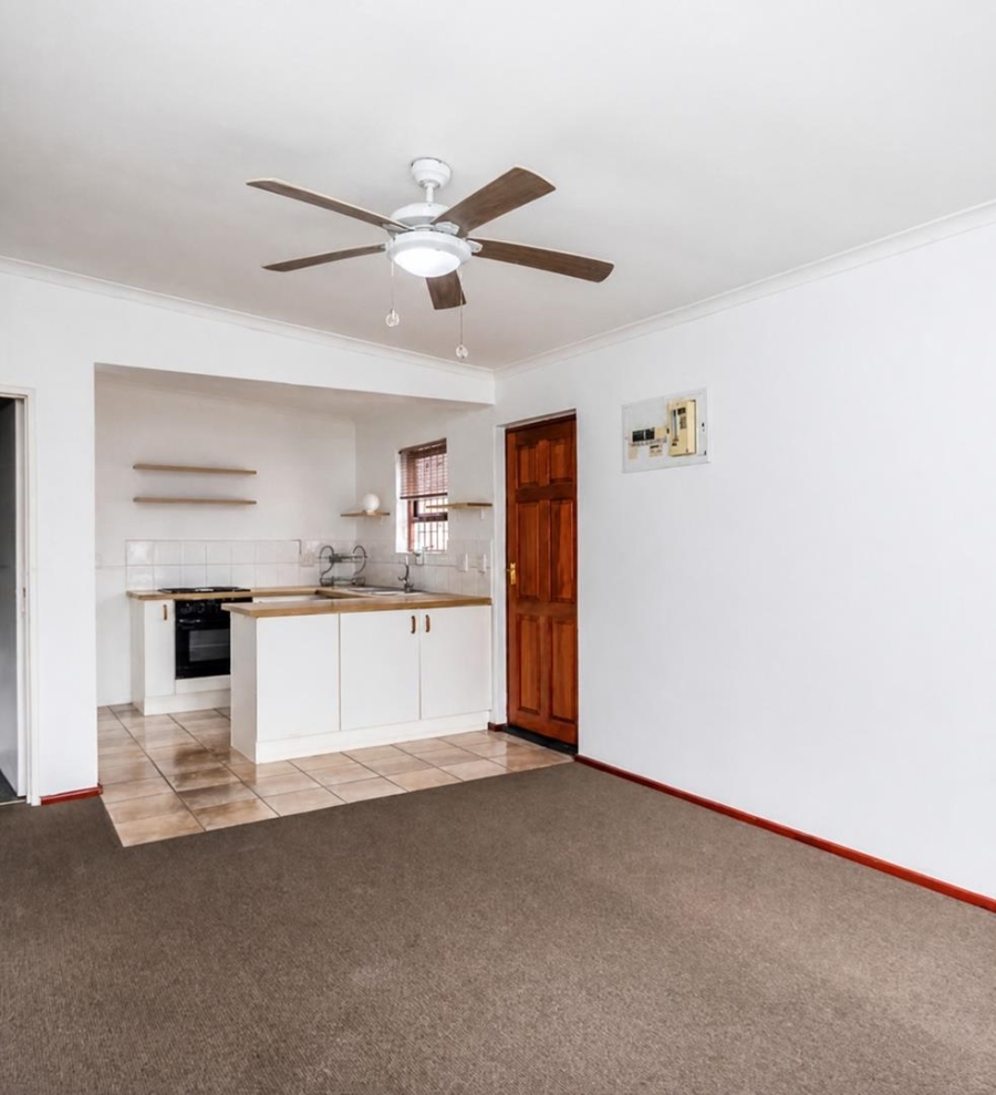2 Bedroom Property for Sale in Parklands Western Cape